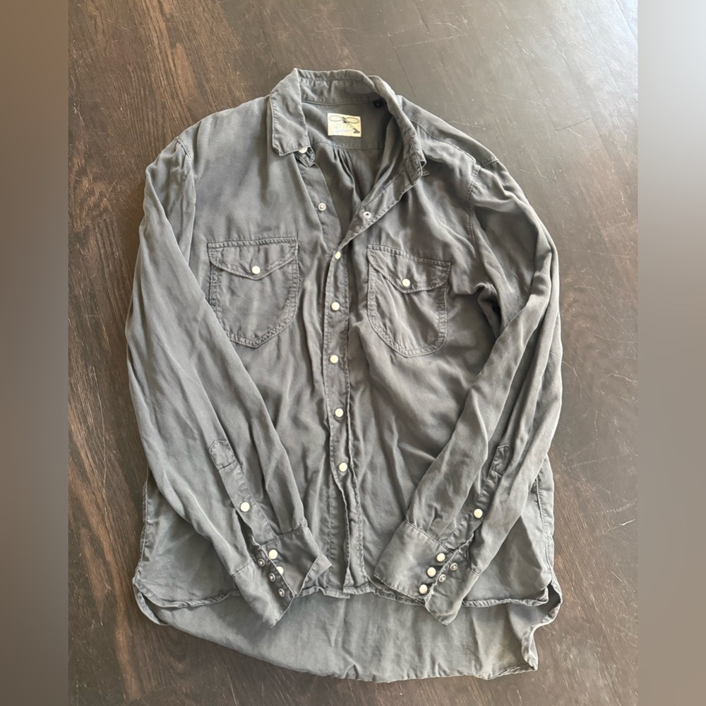 EXCELLENT CONDITION Wythe Sportswear 'Barn Storm' Grey Button-Up Shirt